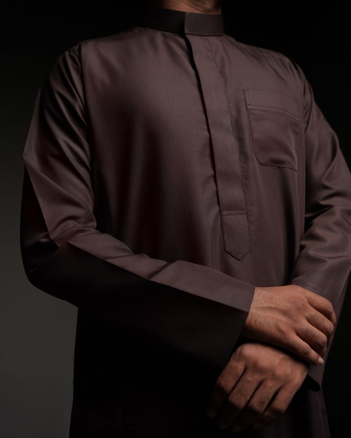 Jubah-saudi sahl Coklat Hunais