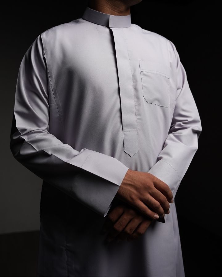 Jubah-saudi sahl abu Hunais